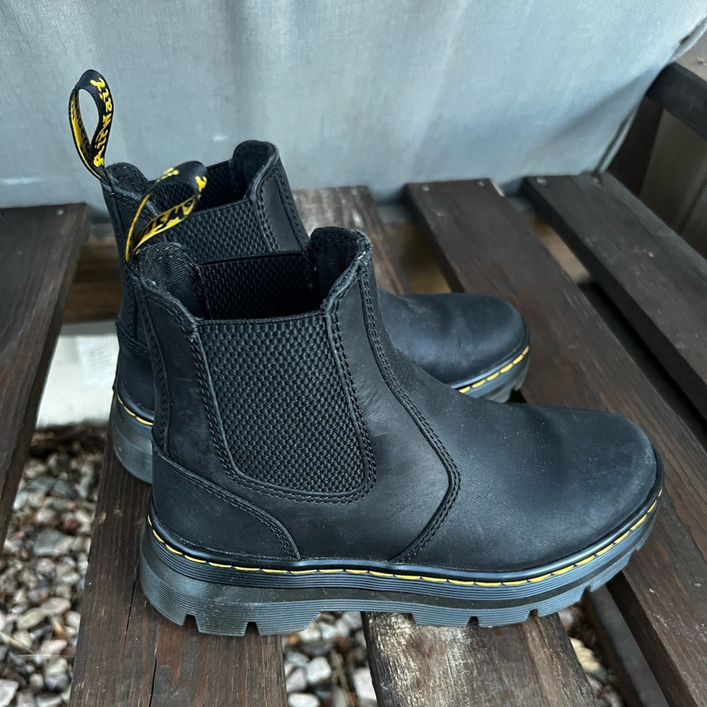 New Doc martens embury boot size 5 L, 4 M, EU 36.
